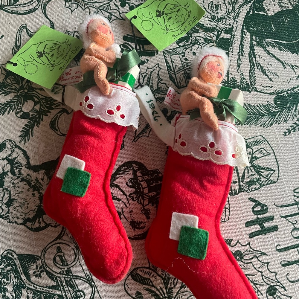 Vintage Christmas Stockings with Annalee Dolls - 1986 ❤️❤️